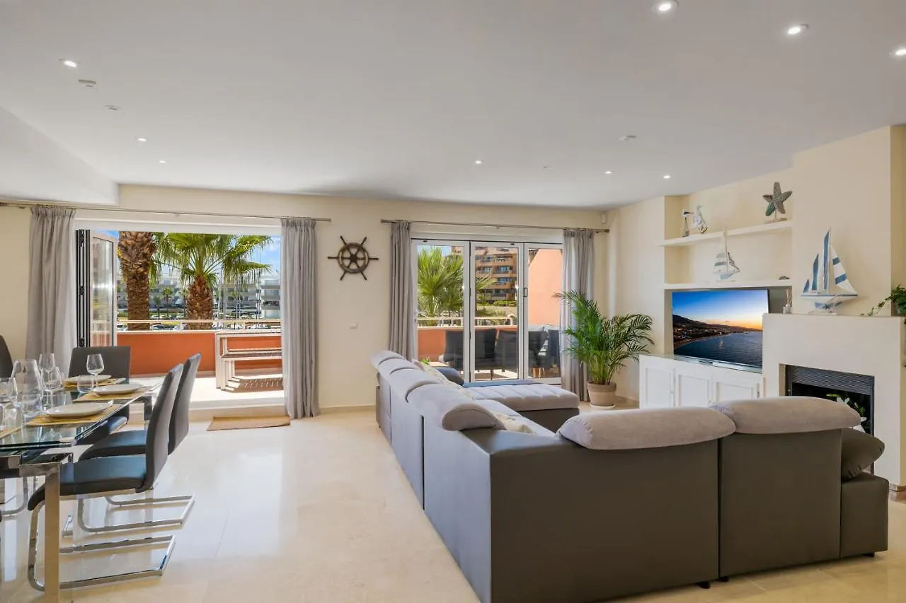 Luxury Penhouse, Sotogrande Marina - Located In An Exclusive Island Of The Marina Apartment 0*,