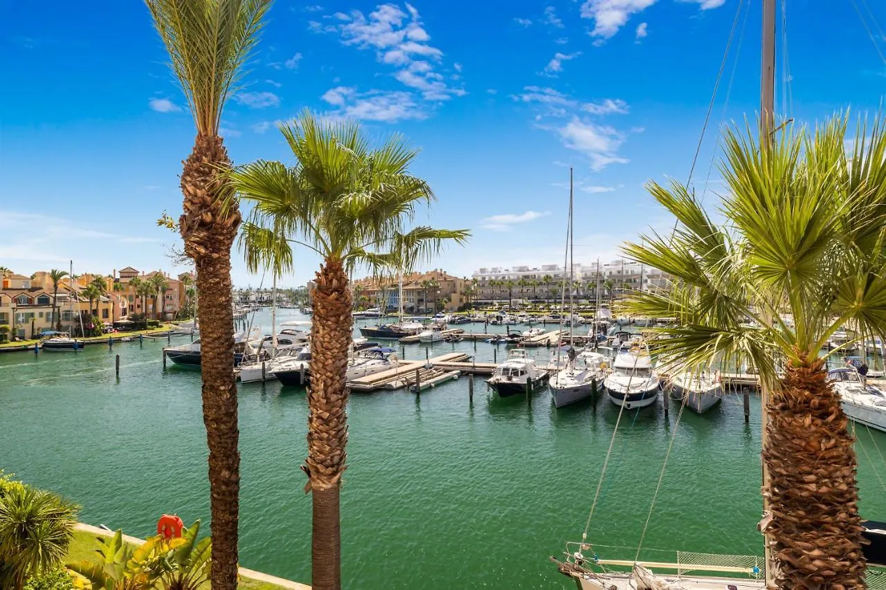 Luxury Penhouse, Sotogrande Marina - Located In An Exclusive Island Of The Marina Apartment